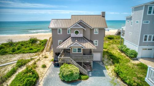 Village of Stump Sound House | Oceanfront - Pool - Luxury North Topsail Beach House