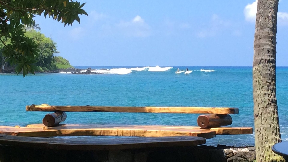 Kailua-Kona House | Oceanfront Private Home, AC, Outdoor Kitchen, Magic Sands, Lymans Bay, Turtles!