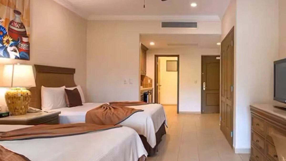 Loreto Apartment | Oceanfront Resort Luxury Studio at Villa del Palmar Loreto