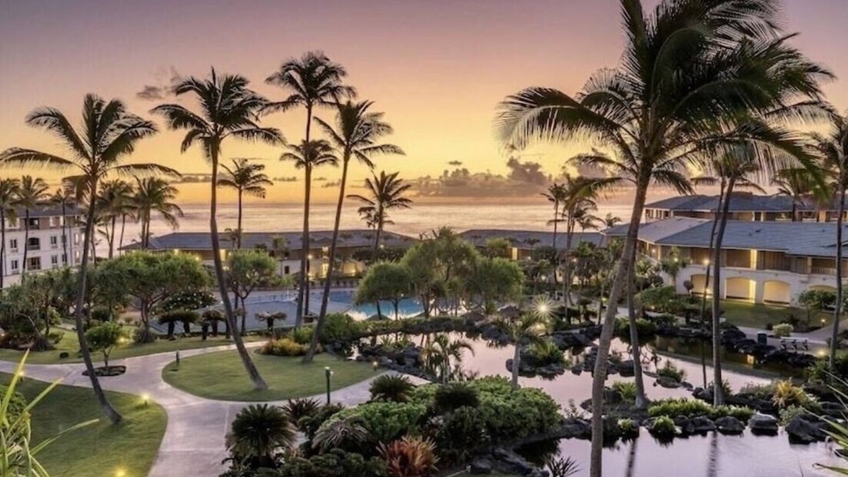 Poipu Resort | OCEANFRONT RESORT in Koloa-Poipu with AMENITIES INCLUDING WIFI, walk to beach