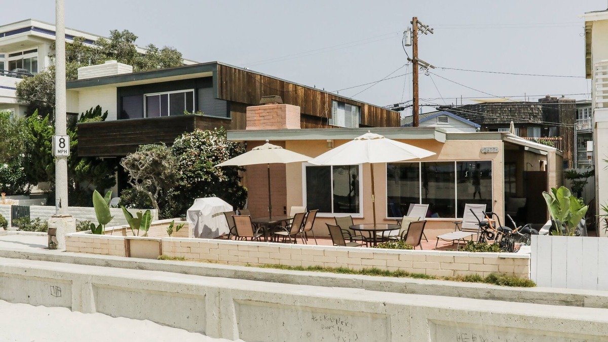 South Mission Beach House | Oceanfront Single Family Home South Mission Beach