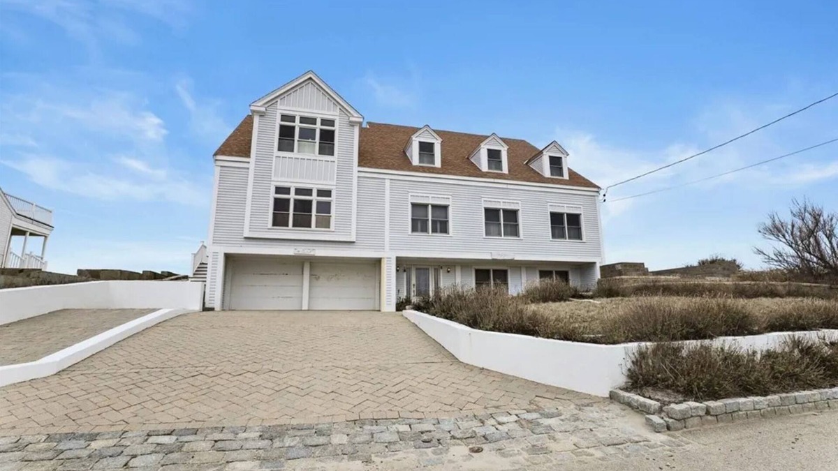 North Scituate House | Oceanfront Summer Getaway with Private Beach