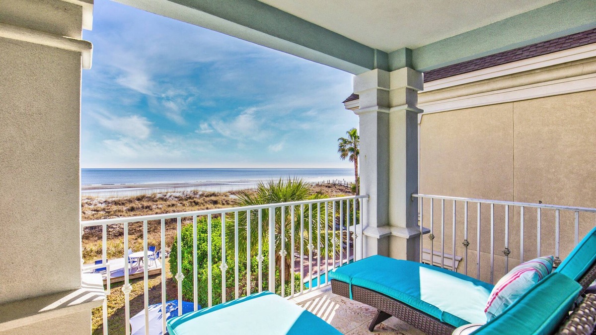 Shipyard Plantation House | Oceanfront Estate - Pool, Hot Tub, Pool Table, Bonus Boat- Exclusive Location