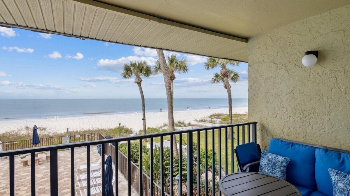 Indian Rocks Beach Condo | Oceanfront View, Spacious Townhouse, Heated Pool