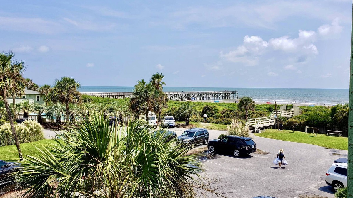 Isle of Palms Villa | Oceanfront Villa-pool/pier, fishing, amazing 2nd floor view!
