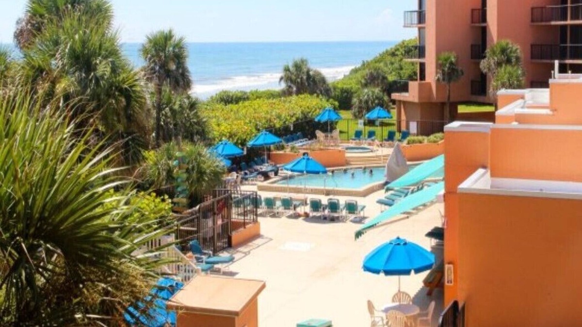 Tropic Resort | Oceanique Resort - Spacious 2 Bedroom W/Kitchen