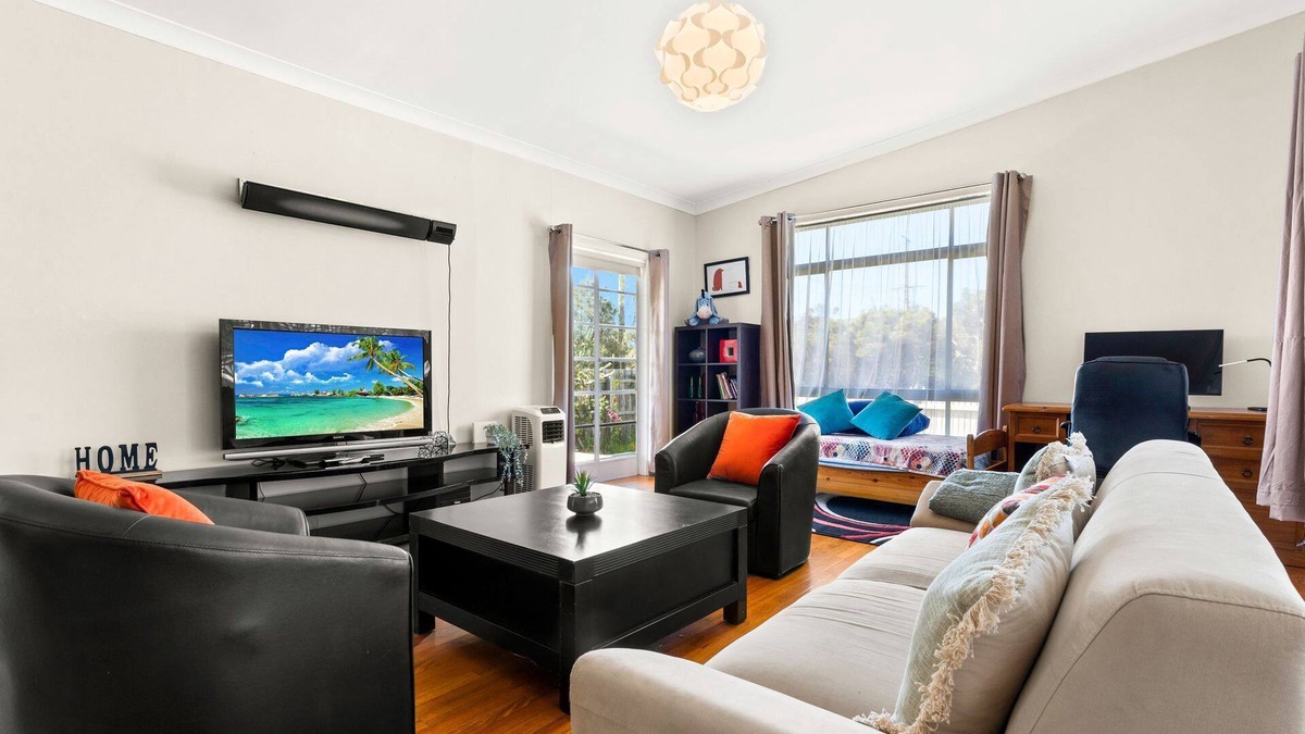 Sunderland Bay House | Oceans Rise in Sunderland Bay