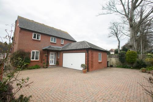 Weymouth House | Oceanside