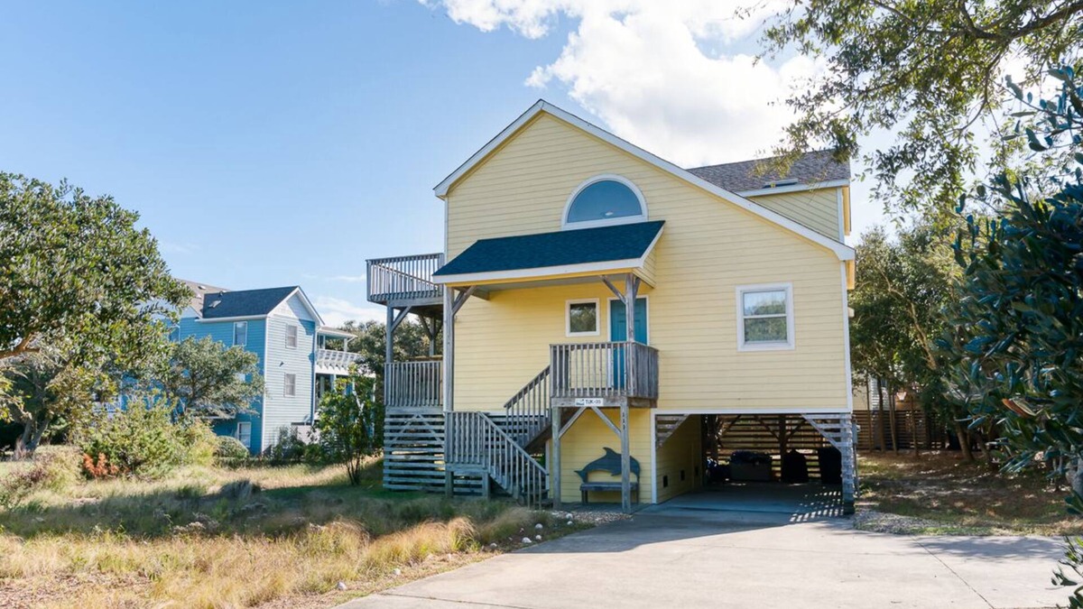 Tuckahoe House | Oceanside home in Duck w/hot tub & community pool!