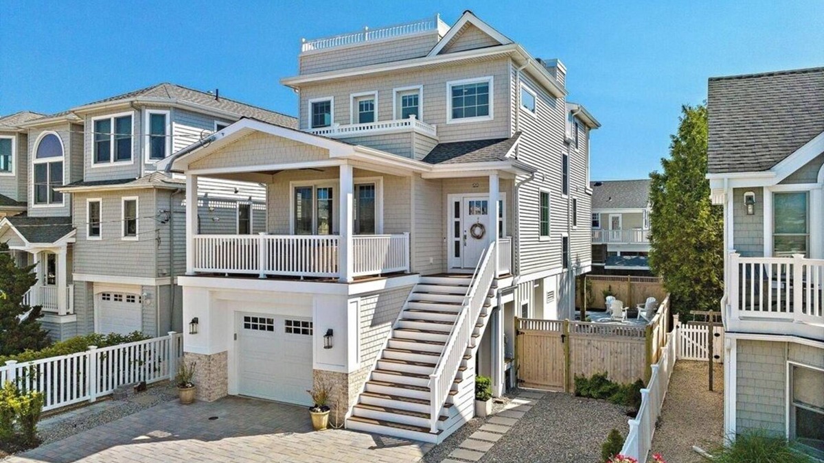 Beach Haven House | Oceanside house, luxury new build located in the heart of Beach Haven