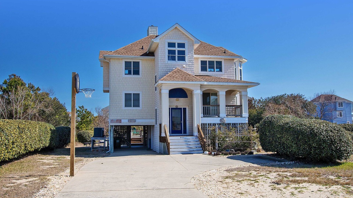 Whalehead Beach House | Oceanside, Pool, Hot Tub, Sun Deck, WC807, Its R Dream