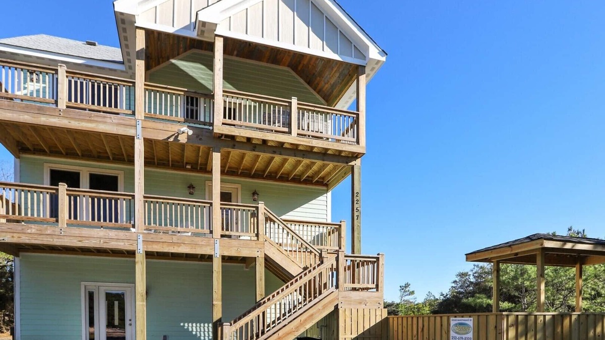 Carova Beach House | Oceanside, Private Poll, Hot Tub, Pool Table, Wild Horses, 4x2257, Whispering Pines