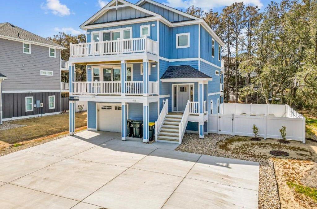 Corolla House | Oceanside, Private Pool, Hot Tub, Close to Lighthouse, Community Amenities, VOH23, The Strandhaus