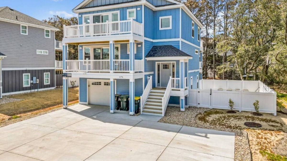 Ocean Hill House | Oceanside, Private Pool, Hot Tub, Close to Lighthouse, Community Amenities, VOH23, The Strandhaus