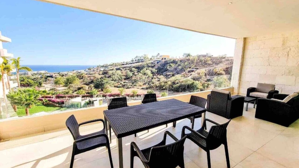 San Jose del Cabo Condo | Oceanview Condo w/Pool, Terrace & Near Beaches