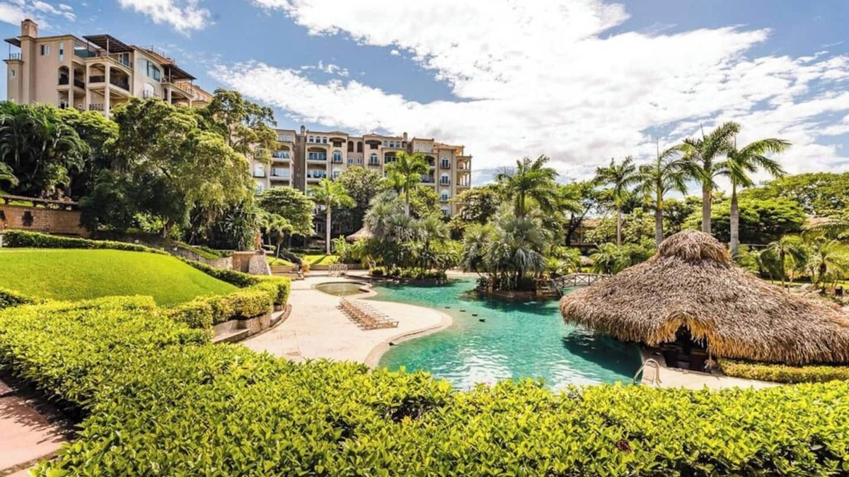 Rio Seco Apartment | ✧ Oceanview Escape ✧ Large Pool and 24/7 Security!