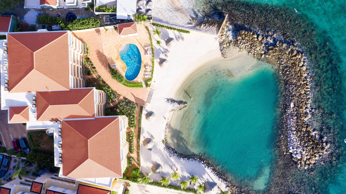 Nieuw Nederland Apartment | Oceanview| family |private beach and pool