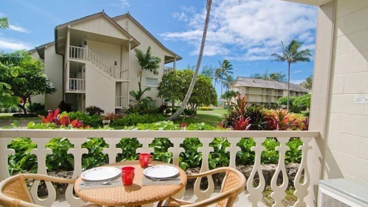 Wailua Condo | Oceanview Ground Floor Studio | Islander on the Beach 111