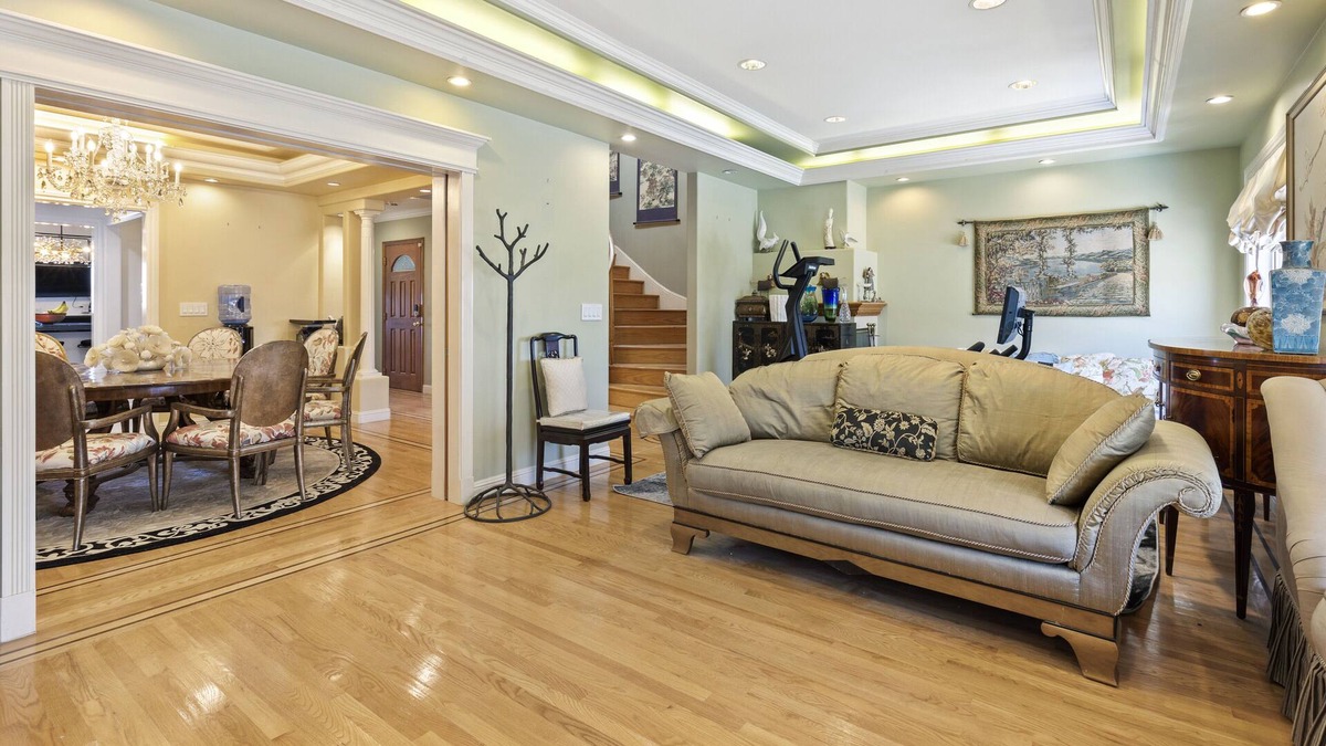 Outer Richmond House | Oceanview High-end Home by the Beach/GGP/UCSF with Parking