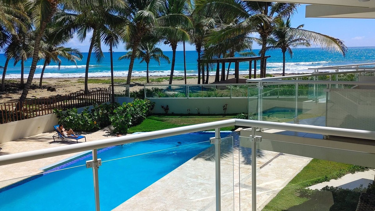 Cabarete Condo | Oceanview & step onto the beach