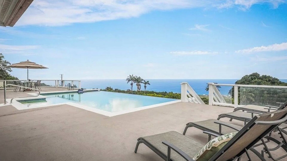Holualoa House | Oceanview Suites + Cottage + Addtl. Bed/Bath