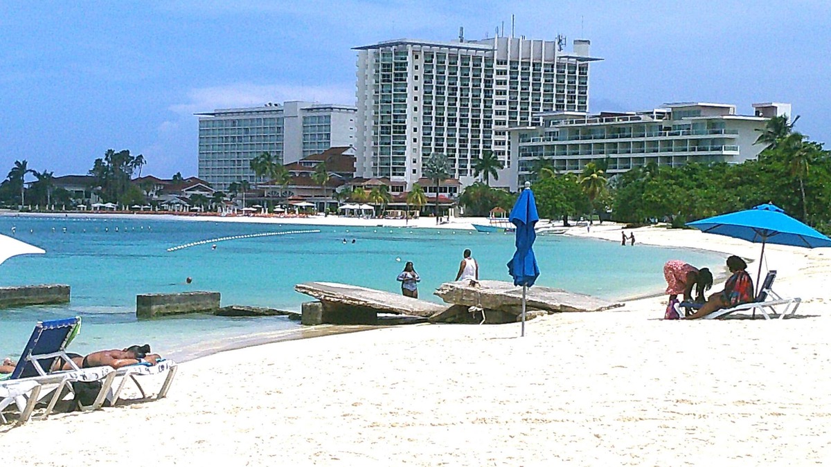 Ocho Rios Hotel | Ocho Rios Vacation Resort Property Rent