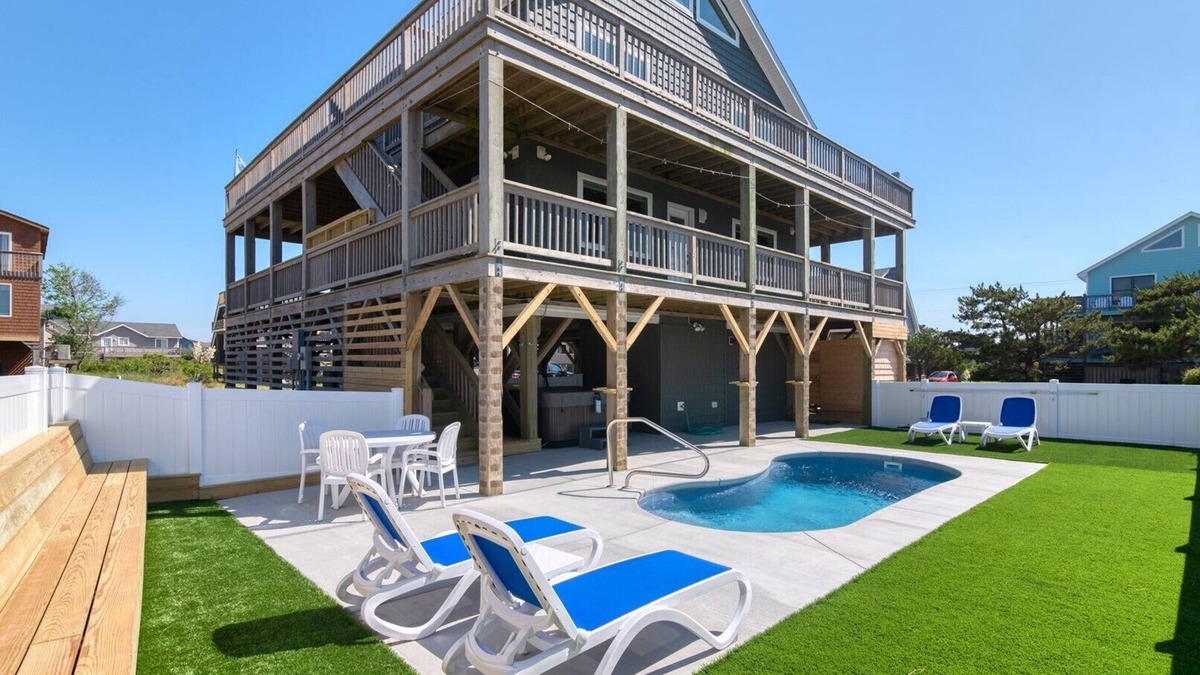 South Nags Head House | OCS2 - Private Heated Salt-Water Pool &Hot Tub, Steps to Beach
