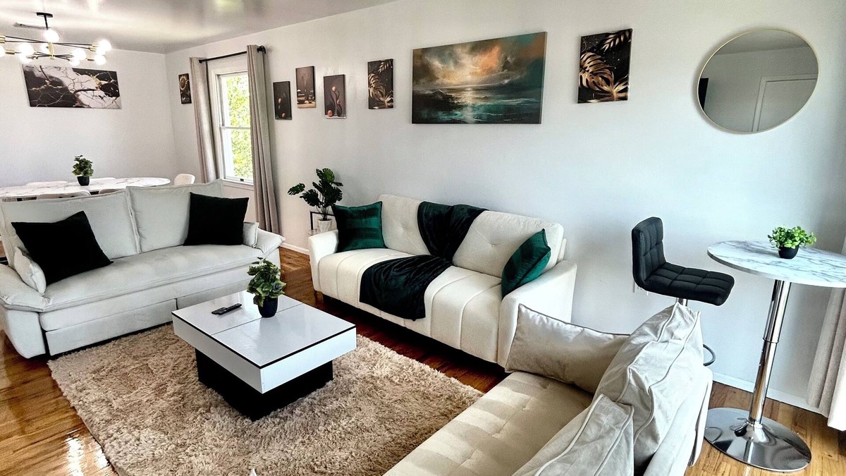 Ironbound District Apartment | October Discount 100 Dollars Off! NYC, JFK, EWR, Newark, Times Square