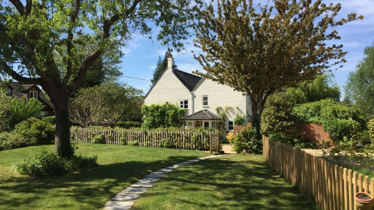 New Forest District Cottage | October House Holiday Cabin