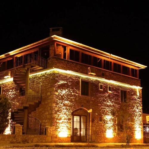 Ezine Hotel | Odunluk Tas Konak Hotel