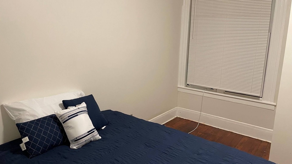 West End - West Side House | Off 95 Highway Ex 26 Remodeled classic