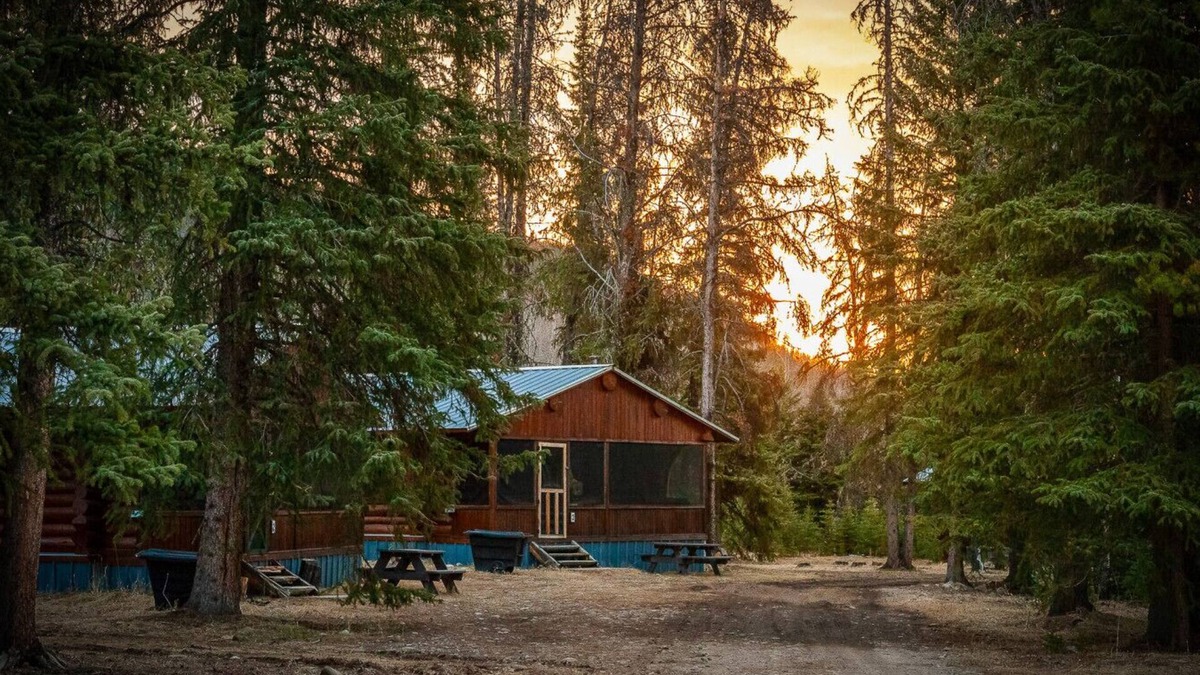 Rock Lake Cabin | Off-Grid Wilderness Cabin 1 with Mountain Views, Sauna, Canoes & Fishing