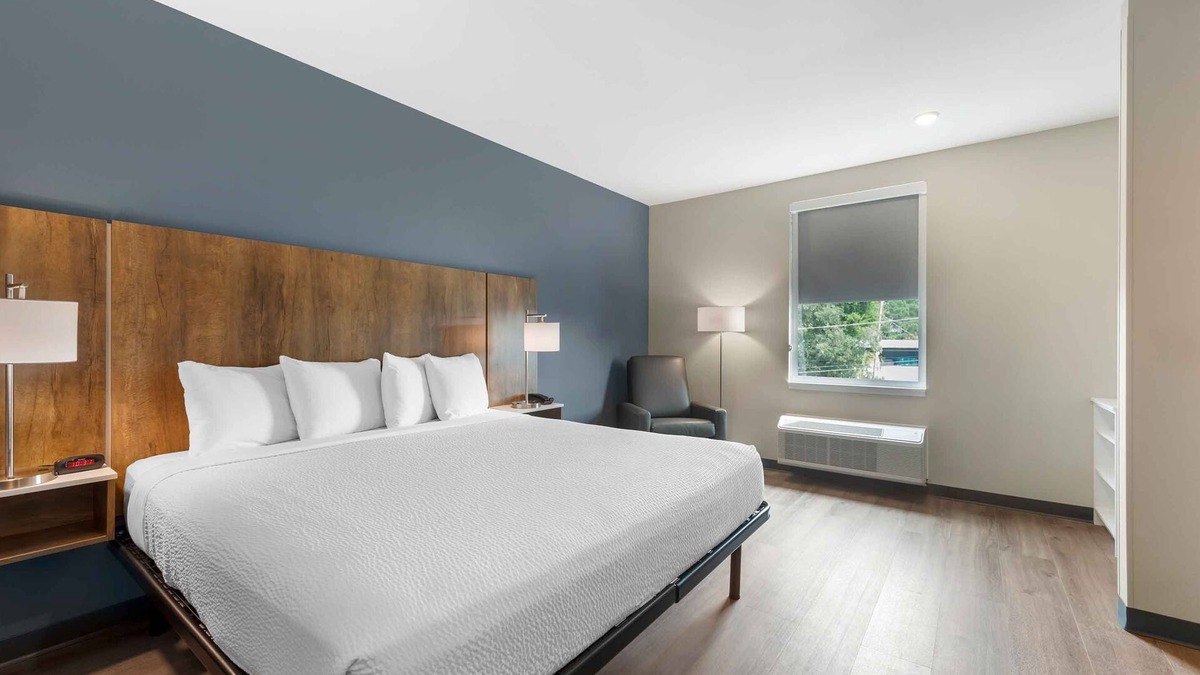 Asheville Hotel | Off I-240 - Cozy King Bed Room Perfect for your Extended Business or Leisure Stays