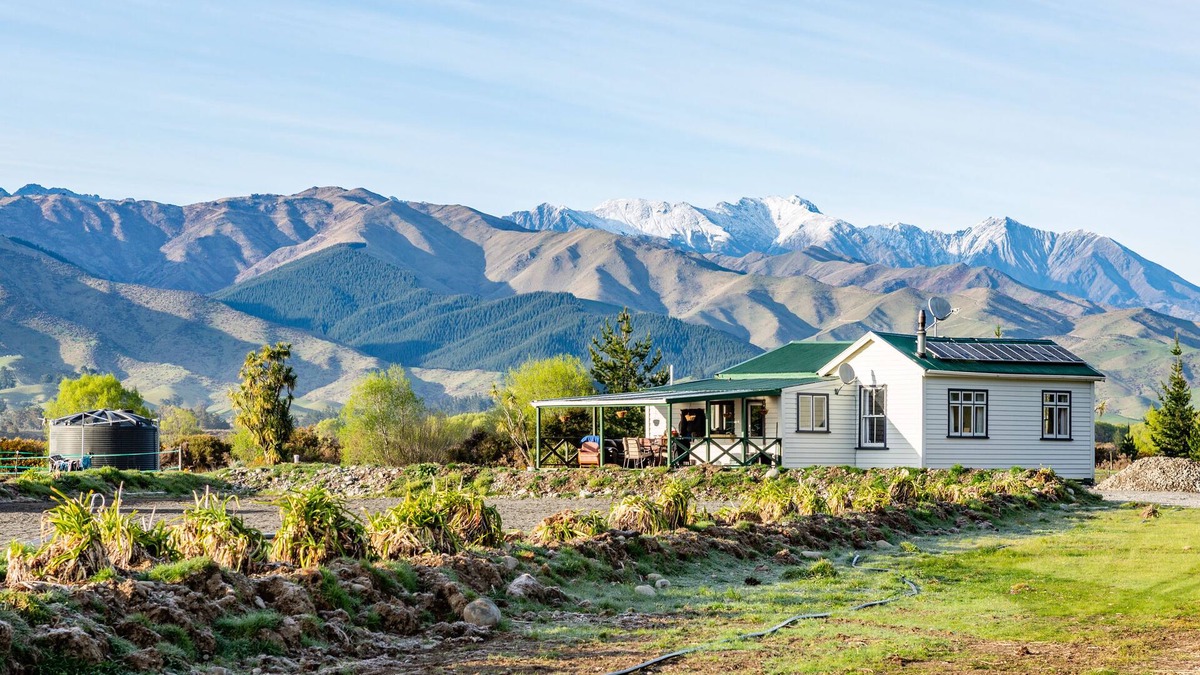 Marlborough Cottage | Off the grid and beaten track