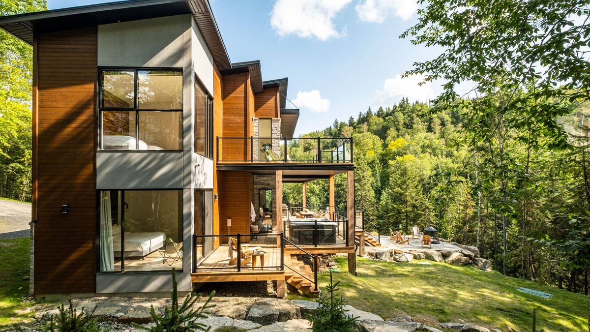 La Conception House | Ohana Chalet | Luxurious Property | Hot tub/Tremblant Living