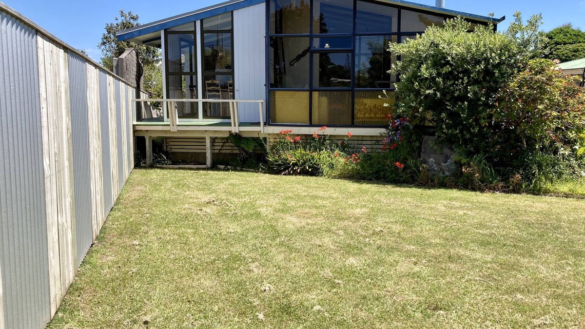 Ohope House | Ohope Beach House 3min stroll to the Beach or Harbour