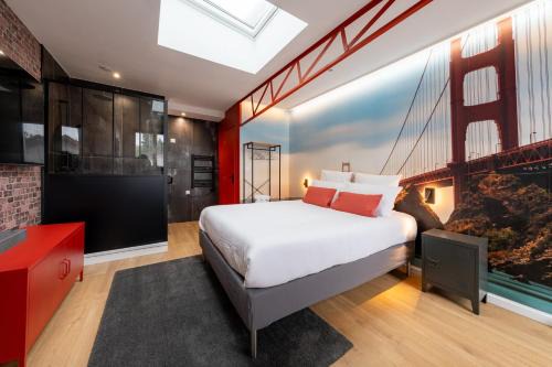 Valenciennes Apartment | OIQIA Air Nomad San Francisco