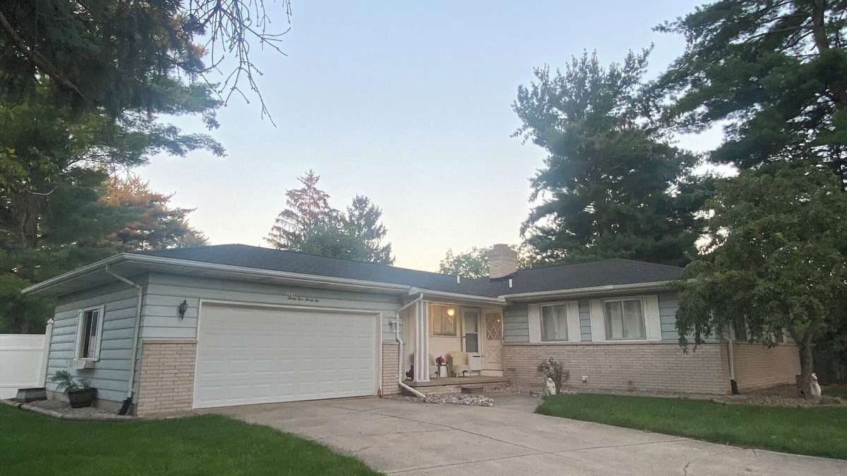 Okemos House | Okemos Haven- Conveniently located!