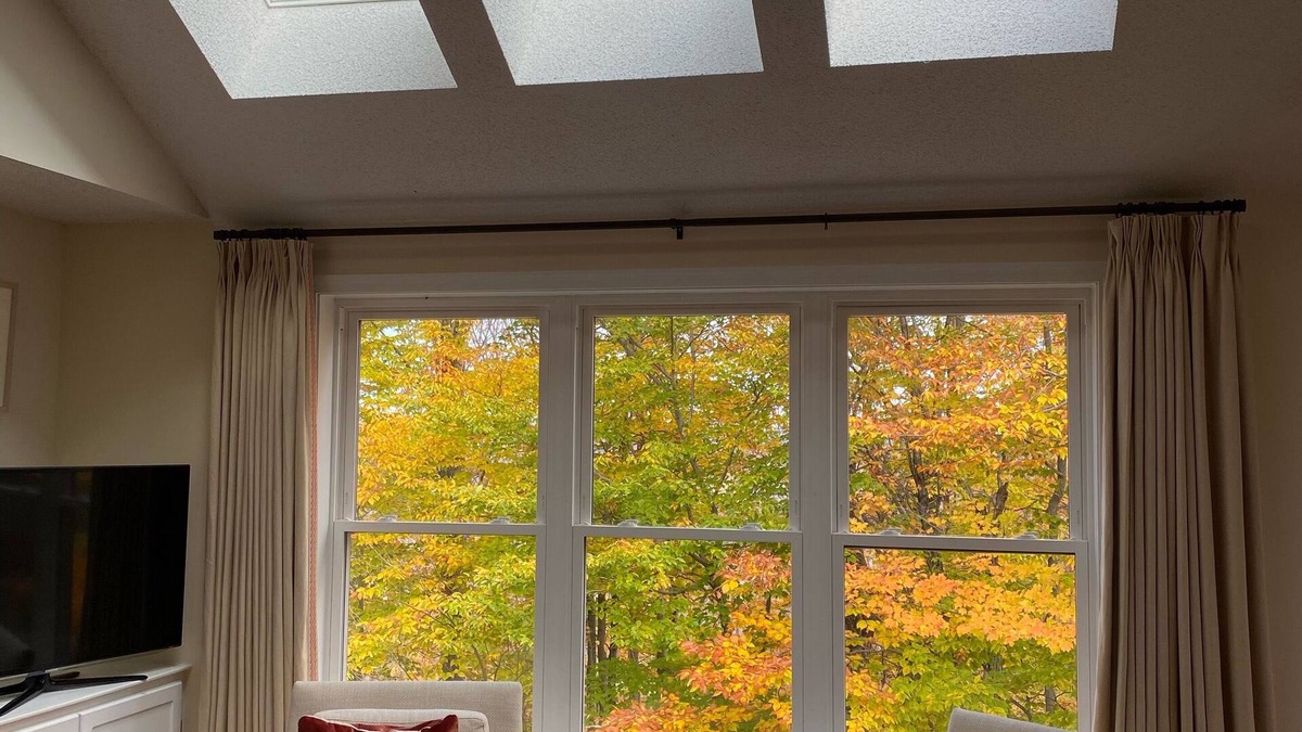 Ludlow Condo | Okemo Winterplace - Ski home for lunch-Sleeps 12 people 4Br 2BA slopeside