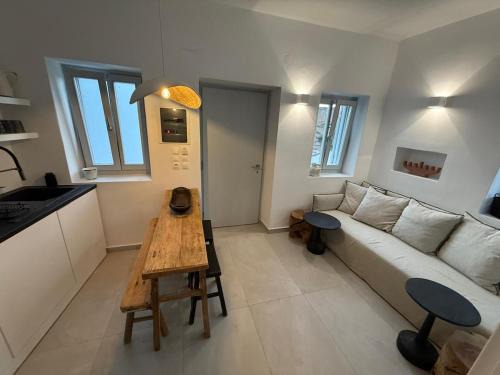 Kithnos House | Ola House Dryopida Kythnos