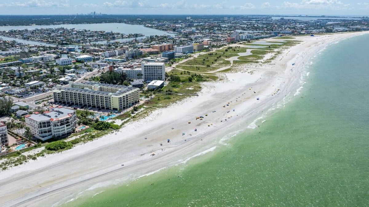 Treasure Island Apartment | Olas Oasis - Cozy T.I. Beach Getaway