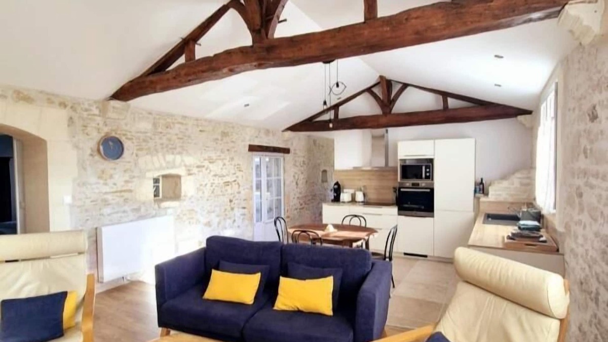 Vergeroux House | Old 18th century stable for 4 people