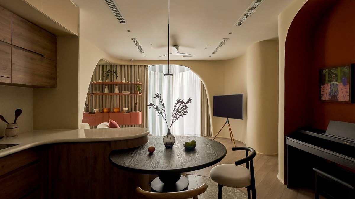 Hang Bac Apartment | Old Ancient Town Building