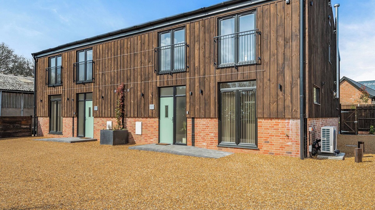 Wimborne Cottage | Old Barn 1 - UK48477
