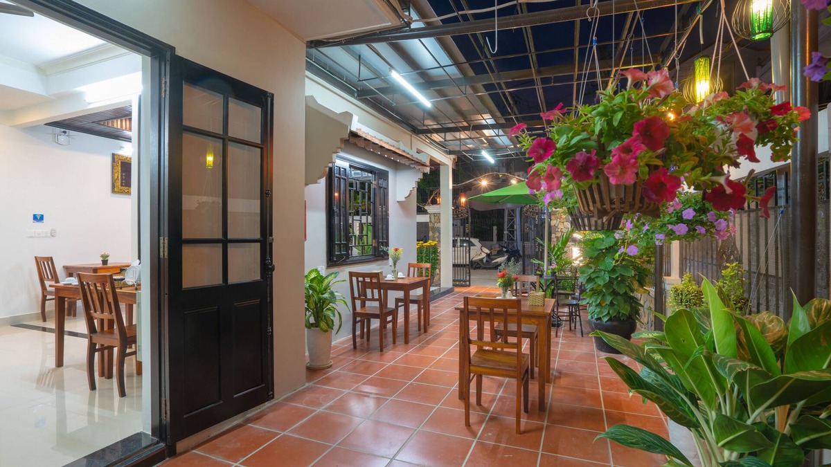 Cam Pho House | Old Lane Homestay