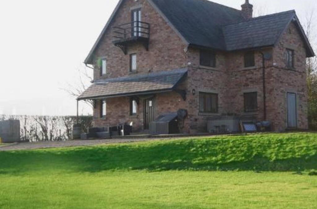Churchtown House | Old Midge Hall - Private Hot tub Countryside views