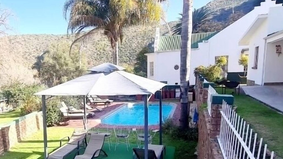 Schoemanshoek Bed & Breakfast | Old Mill Lodge, Working Ostrich Farm & Restaurant, Oudtshoorn