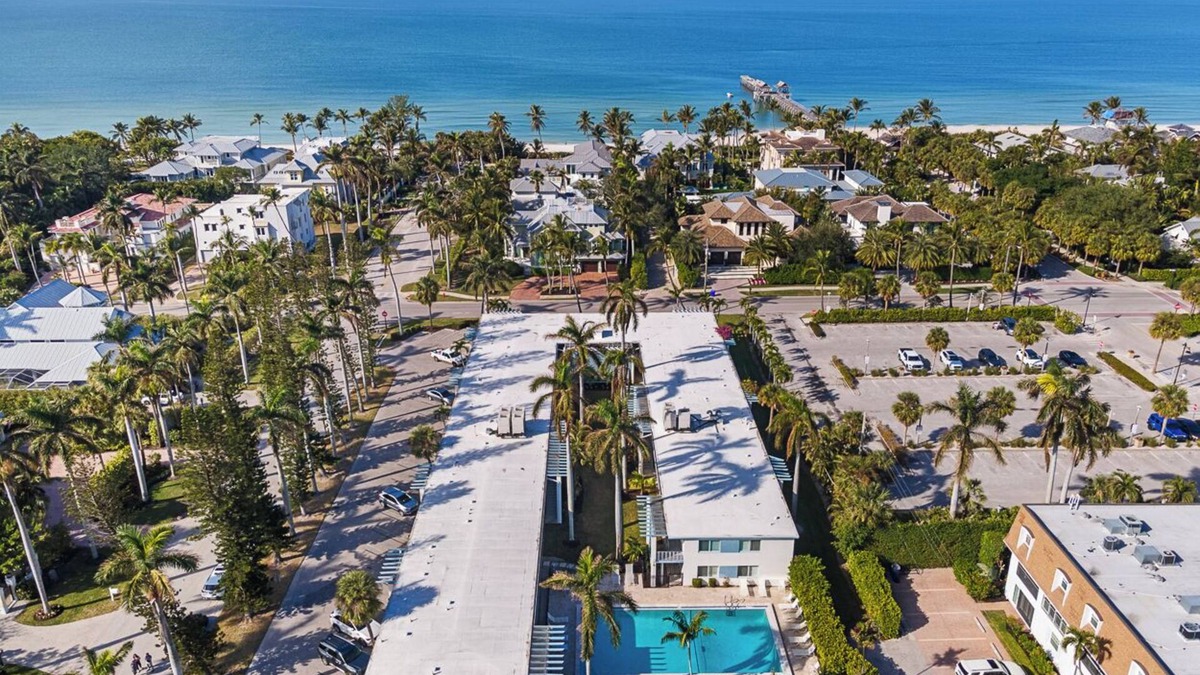 West Naples Apartment | Old Naples Beach Condo