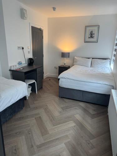 Endlebury Hotel | Old Ridgeway Hotel