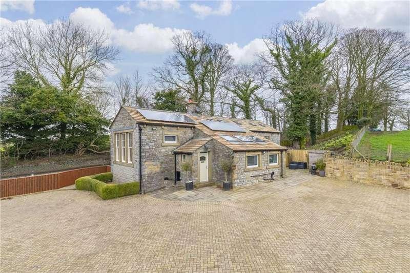 Skipton House | old school house